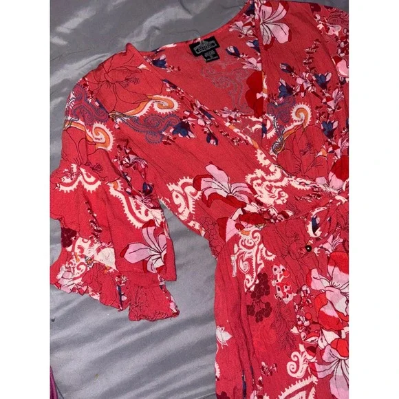 Angie Red‎ Floral Print Ruffle Sleeves Tie Waist Wrap Romper, Small, Buckle BKE - Picture 2 of 7